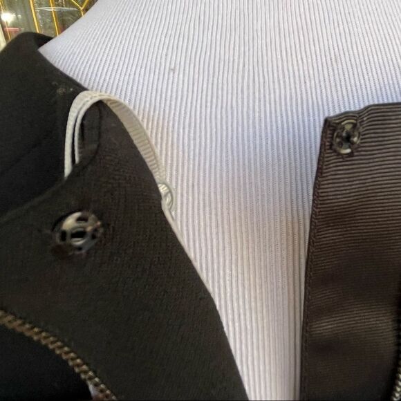 Pure Collection Black Wool Blend Tailored Short Sleeve Top - Picture 8 of 10